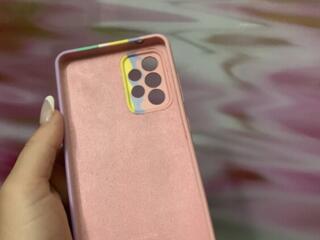 Продам чехол на sumsumg galaxy A52