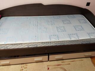 Продам детскую кровать!!