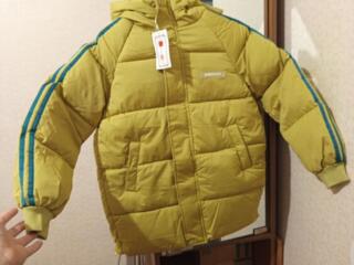 Продам новую куртку зимнюю детскую