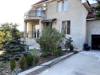 Великолепный 2-этажный дом с евроремонтом в Нерубайском