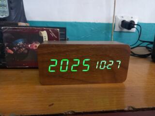 Часы будильник VST.