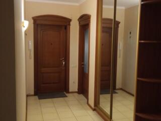 Сдам 2-х комнатную квартиру в Приморском районе.