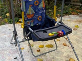 Продам детскую напольную качелю