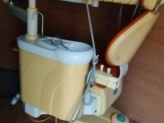 Продам Стоматологическое кресло 1350 €. 