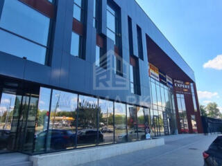 Chirie spațiu comercial, în prima linie, in apropiere de fabrica ...