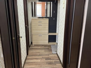 Продается 2х-комнатный блок. Центр