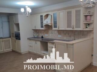 Vă propunem spre vânzare acestapartament cu 2camere și living,sect. ..