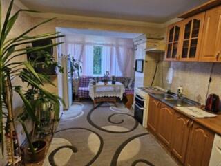 36285 Продам двухкомнатную квартиру на улице ...