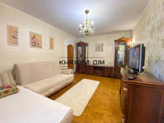 Затишна 1 кімнатна квартира на Теремках по вул. Смолича 4. Площа: ...