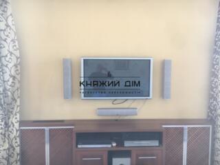 Здається 2к квартира на Кудрявському узвозі 3Б на 17 з 19 поверхів. ..