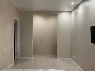 Предлагается к продаже просторная и стильная квартира. ...