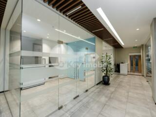 Spre chirie spațiu comercial / oficiu amplasat pe str. ...