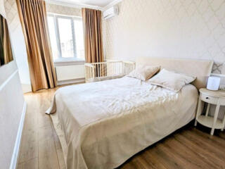 Apartament amplasat într-o zonă liniștită, lângă Piața Delfin, ...