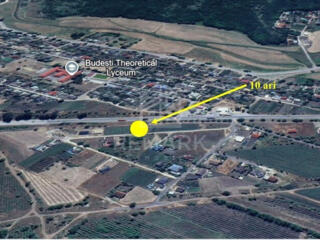 Vânzare teren pentru construcții în prima linie, lângă traseul ...