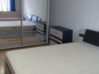 Месяц 400$+услуги, на два месяца по 350 евро в месяц+услуги