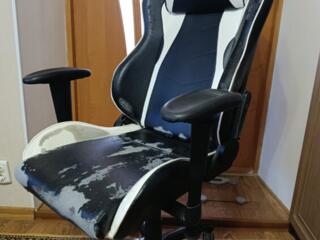 Продаю офисное кресло б/у. Торг