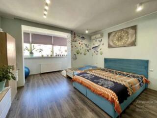 Большая 2х комнатная квартира в Одессе на Черемушках улица Старицкого