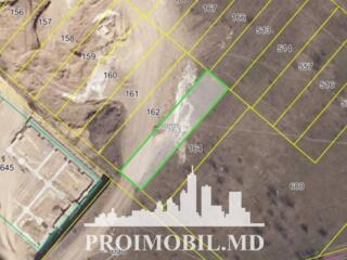 Spre vânzare se oferă oferă teren pentru construcții în Durlești, ...