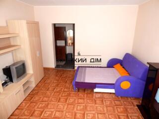 Затишна 1 кімнатна квартира на Осокорках по просп. М. Бажана 12. ...