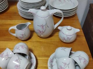 Продаю тарелки, разные в отличном состоянии