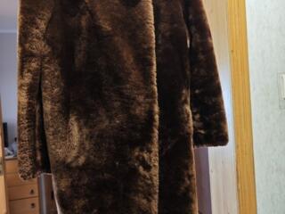 Шуба женская цигейковая