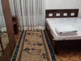 Бочарова/добровольского 2-кв сдам