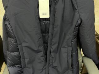 Продам зимнюю куртку 500 рублей абсолютно новую с этикеткой