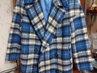 Продаётся Пальто