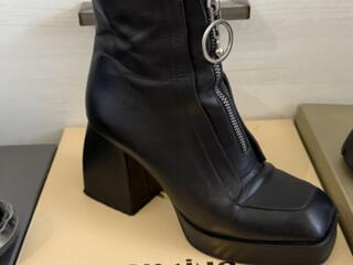 Демисезонные ботильоны р. 37