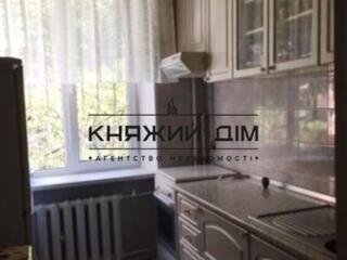 Здається 2-х к. Кв. по пров. Госпітальний 1а, 54/30/8 кв. м, 2/5 пов. 