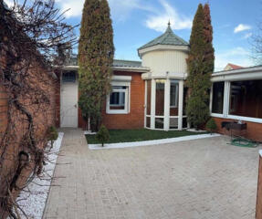 2-х этажный дом на 12 станции Б. Фонтана, ул. Гаршина