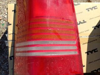 Продам задний фонарь