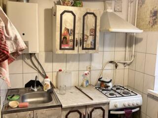 Продаю 3-х комнатную квартиру в районе Варваровского моста.