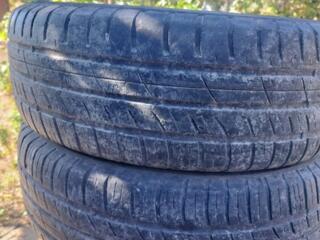 2 шины 195/65/15 за 200 рублей за пару