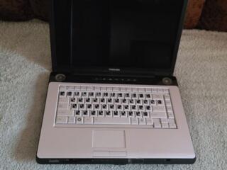 Продам ноут Toshiba (2 ядра, 3 гб озу, ssd 128 gb, windows 7)