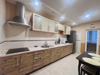 Предлагается к продаже просторная 2 комнатная квартира в лучшем жилом 