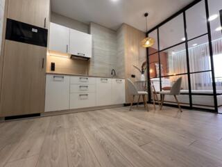 Продам просторную квартиру-студию в новом сданном ЖК в Аркадии. ...