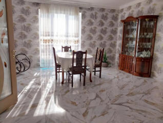 Продам дом в Фонтанке (Лиманский р-н, 5 км от Одессы)