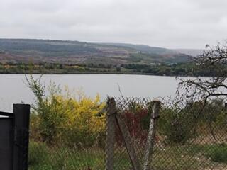 Lot de teren Suruceni intre lacuri!