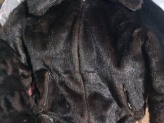 Продам шубу 50 размер