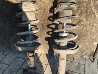 Продам стойки в сборе на Opel Zafira A