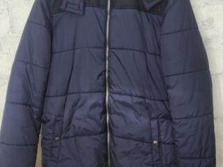 Продам очень тёплую зимнюю мужскую куртку, размер М