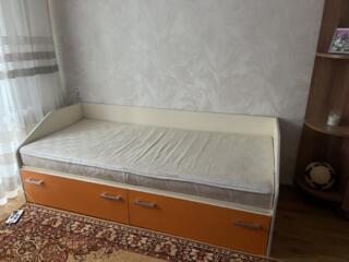 Кровать в отличном состоянии