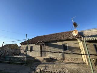 Продам дом в Парканах.