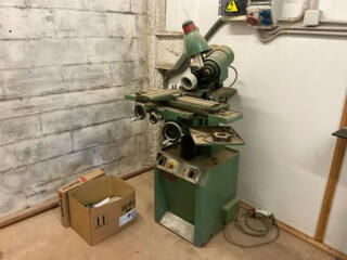 Mașină universală de ascuțit unelte Универсальный заточной станок