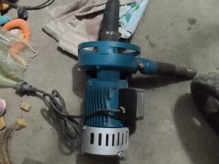 Продам мотор 1500 р Б/У