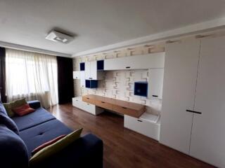 Продам 2-к квартиру с ремонтом на ж/м Солнечный