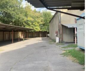 36379  Продается трехсторонняя квартира на улице ...