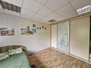 Продаётся светлая и уютная 2-комнатная квартира в морском квадрате г. 