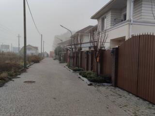 Продам участок в Совиньоне на улице Трамвайна. 2.33 сотки. ...